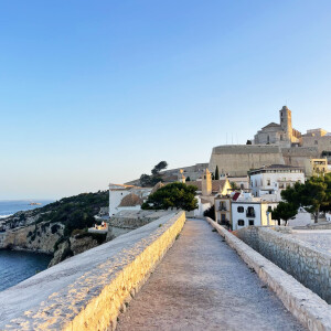 Bays, Beats & Ibiza Vibes