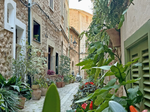 Luxury Travel Timeless Mallorca Fornalutx